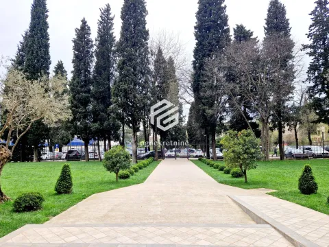 Izdavanje, jednosoban stan, 52m², Centar, Podgorica - image 15