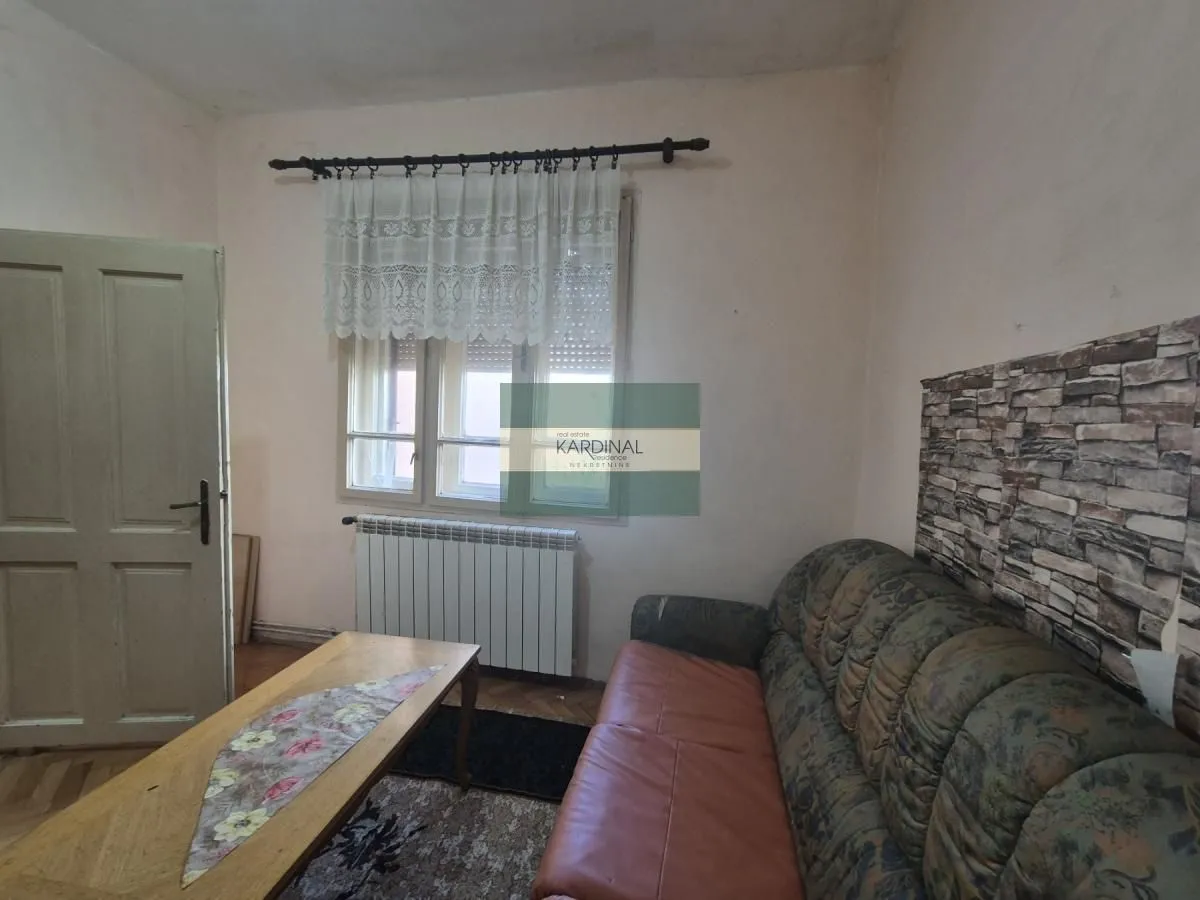 Prodaja, kuća, 75m², Centar, Jagodina