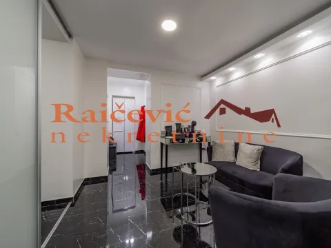 Prodaja, dvosoban stan, 50m², Stari Grad, Beograd - image 17