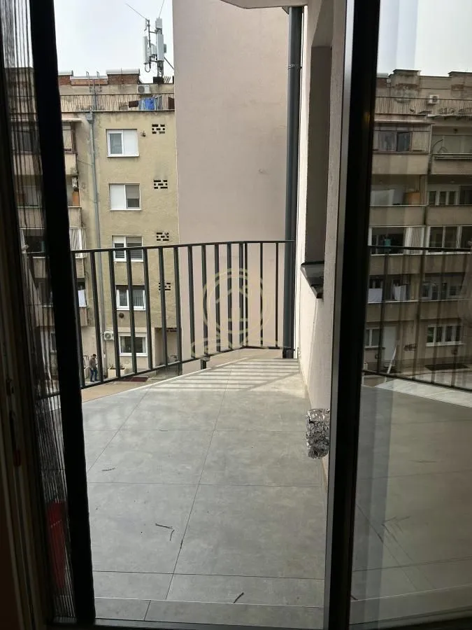 Izdavanje, dvosoban stan, 40m², Grbavica, Novi Sad Sve Podlokacije