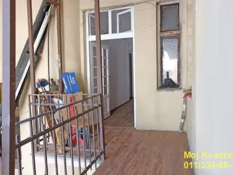 Sale, two bedroom apartment, 69m², Južni Bulevar, Vračar Sve Podlokacije - image 12