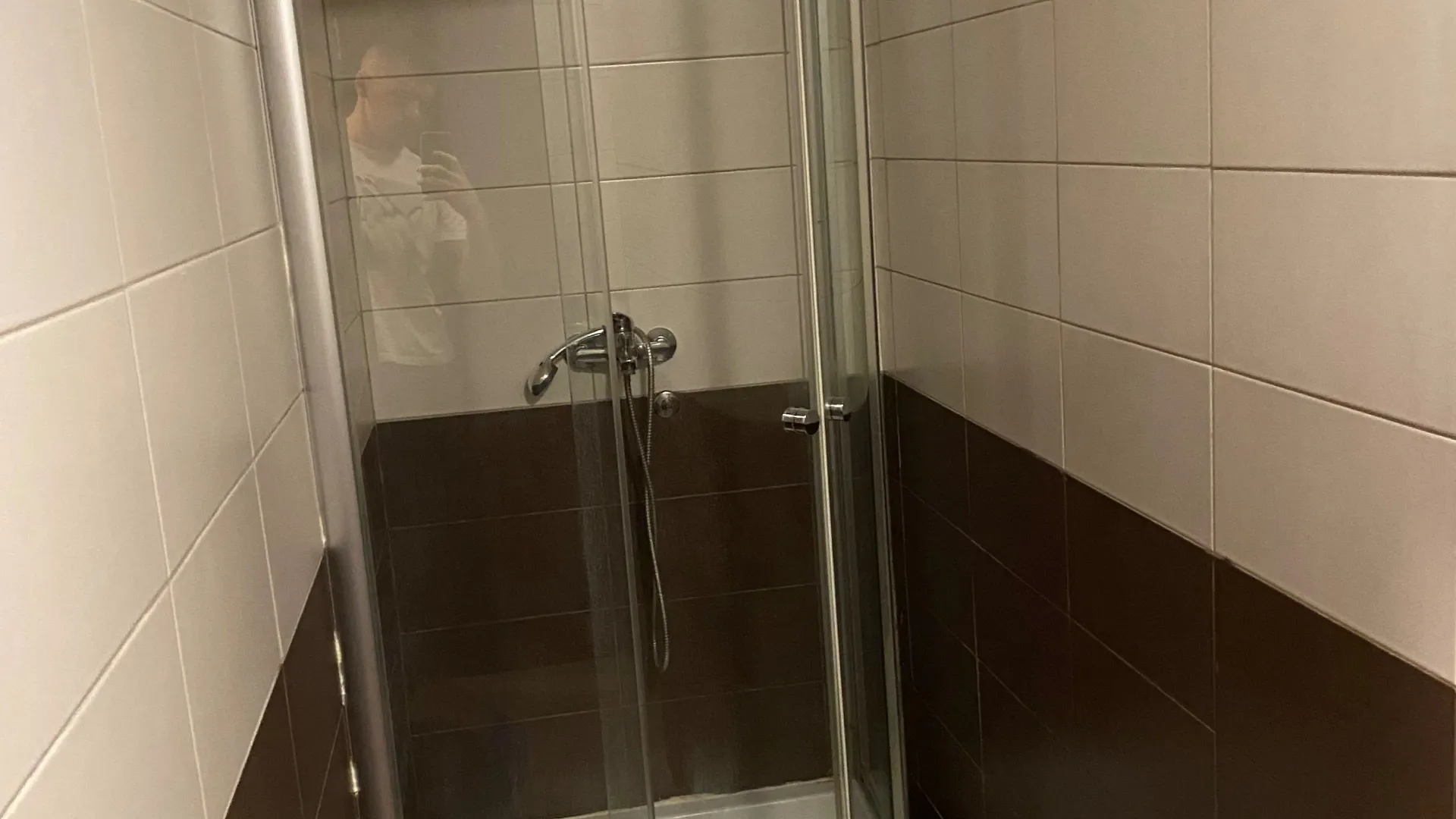 Izdavanje, dvosoban stan, 63m², Kruševac, Podgorica