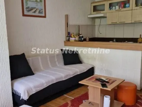 Izdavanje, garsonjera, 25m², Bulevar Oslobodjenja, Novi Sad Sve Podlokacije - image 8
