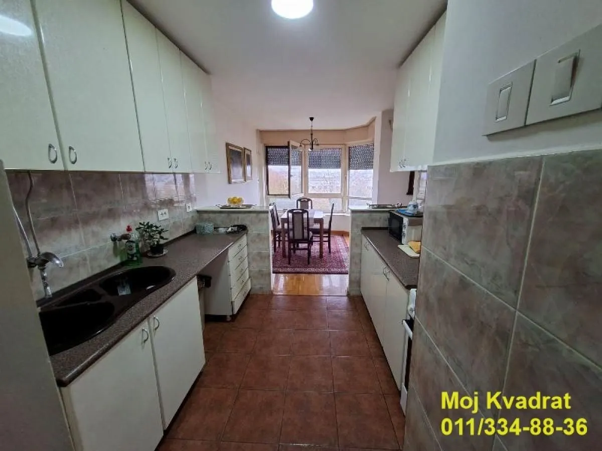 Sale, four bedroom apartment, 102m², Savski Venac, Beograd