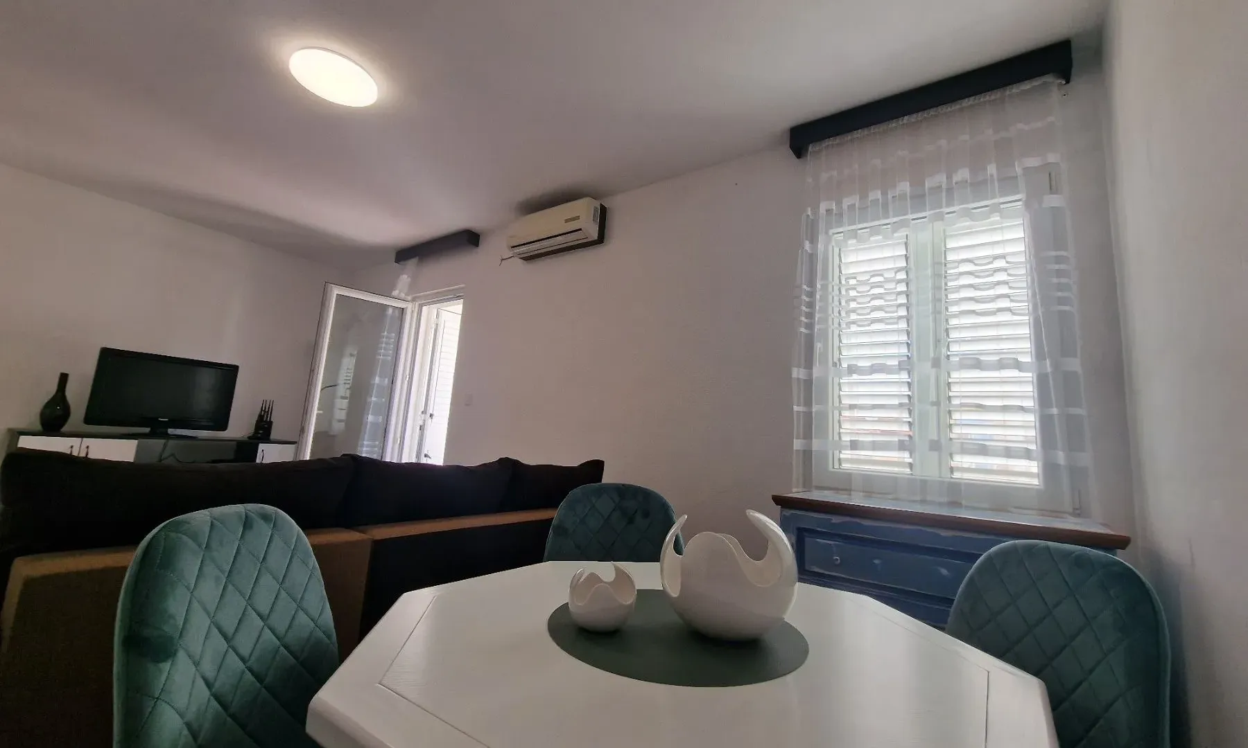 Sale, two bedroom apartment, 56m², Bečići, Budva