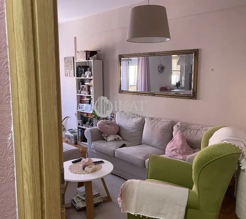 Prodaja, trosoban stan, 90m², Višnjička Banja, Palilula Sve Podlokacije