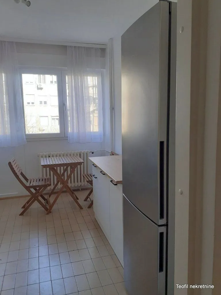 Rent, four bedroom apartment, 106m², Palilula, Niš