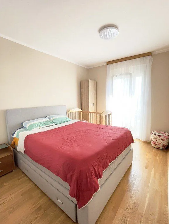 Izdavanje, jednosoban stan, 50m², Ljubović, Podgorica