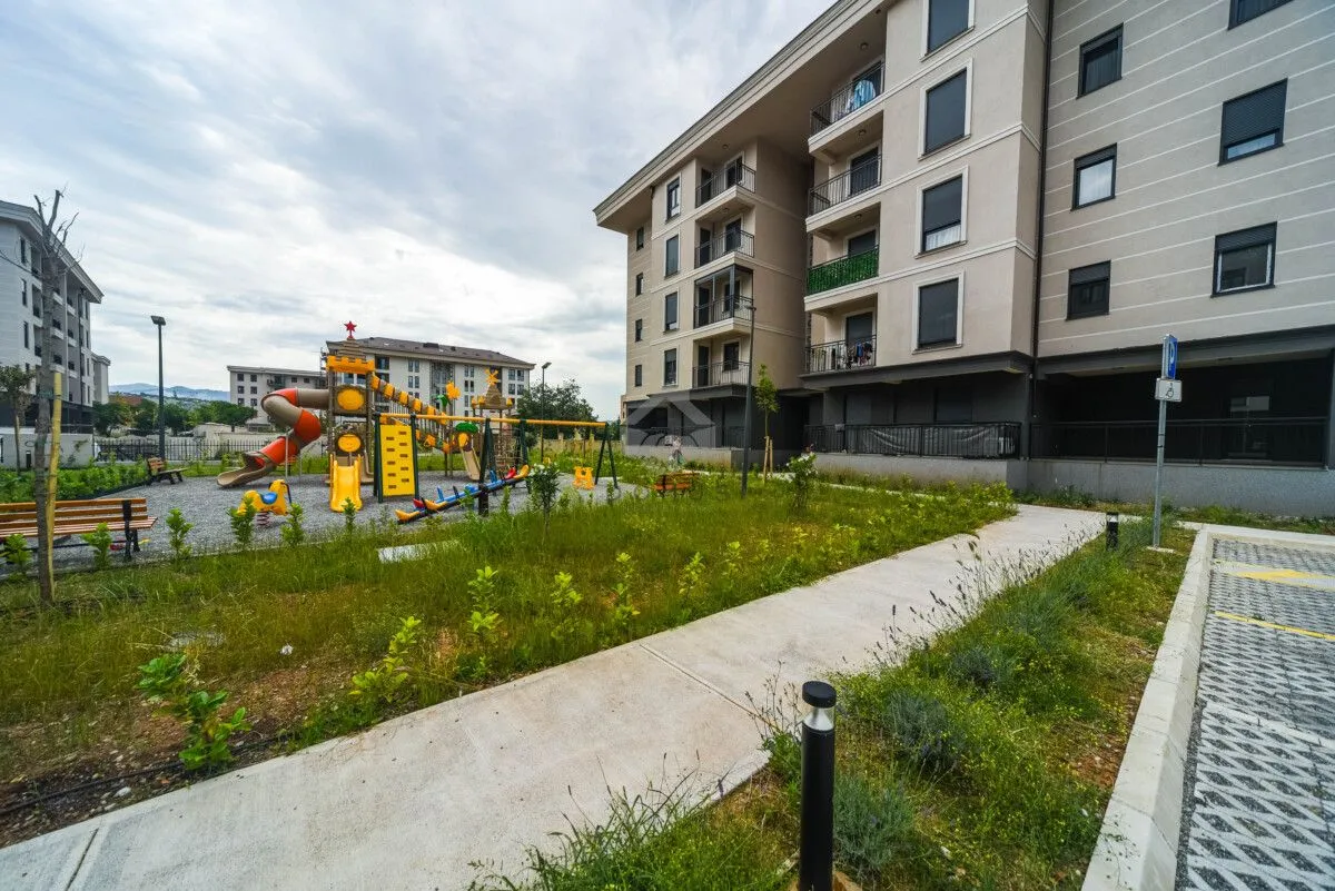 Prodaja, dvosoban stan, 64m², Tološi, Podgorica