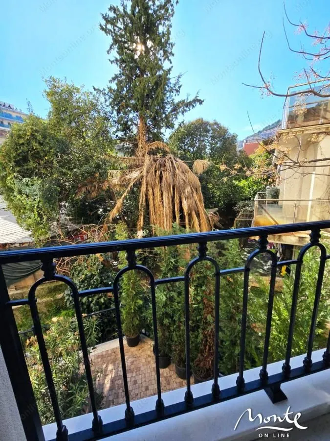 Sale, one bedroom apartment, 74m², Budva, Crna Gora