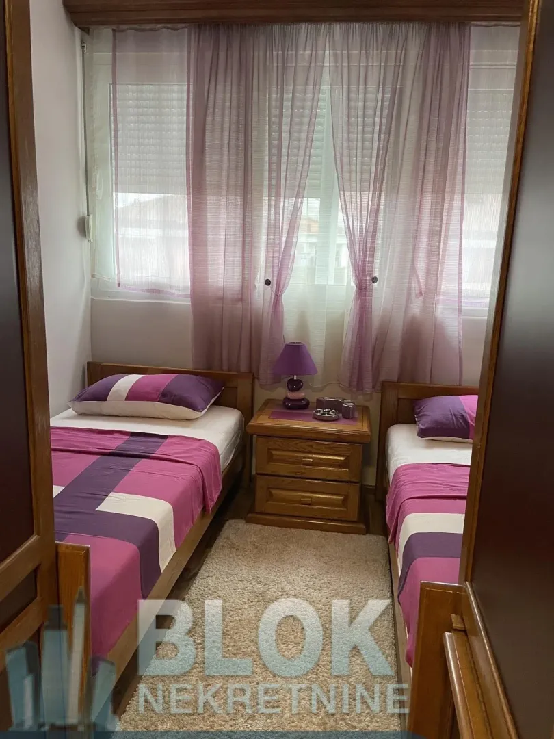 Izdavanje, dvosoban stan, 77m², Preko Morače, Podgorica