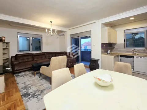 Stan in Stari Aerodrom