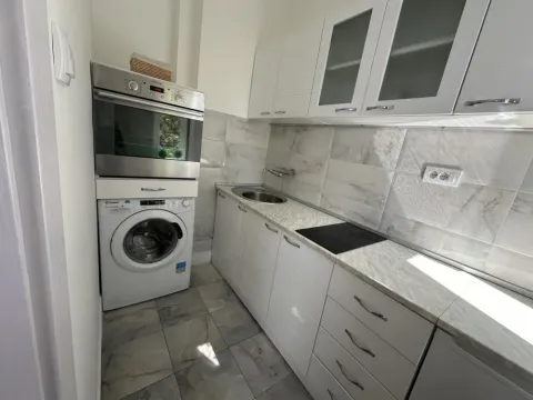 Izdavanje, dvosoban stan, 38m², Partizanov Stadion, Beograd - image 5