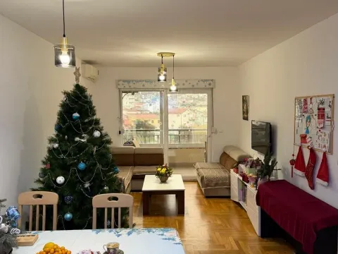 Prodaja, dvosoban stan, 80m², Centar, Bar - image 3