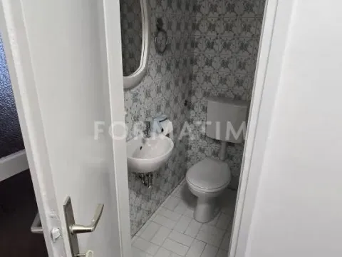 Izdavanje, dvosoban stan, 70m², Klinički Centar, Beograd - image 3