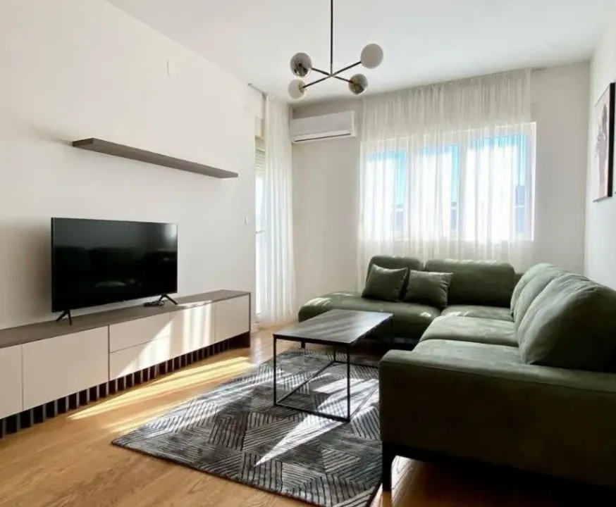 Prodaja, jednosoban stan, 47m², Central Point, Podgorica