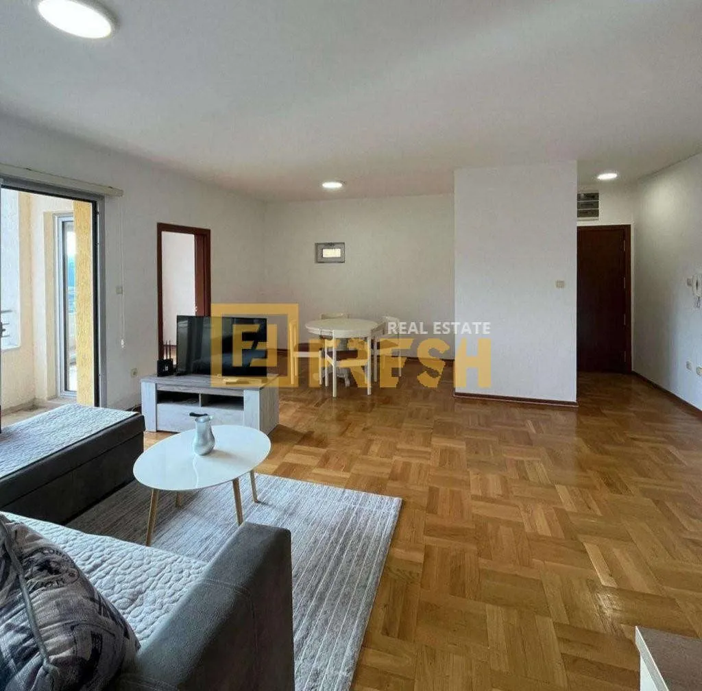 Rent, three bedroom apartment, 88m², Bečići, Budva