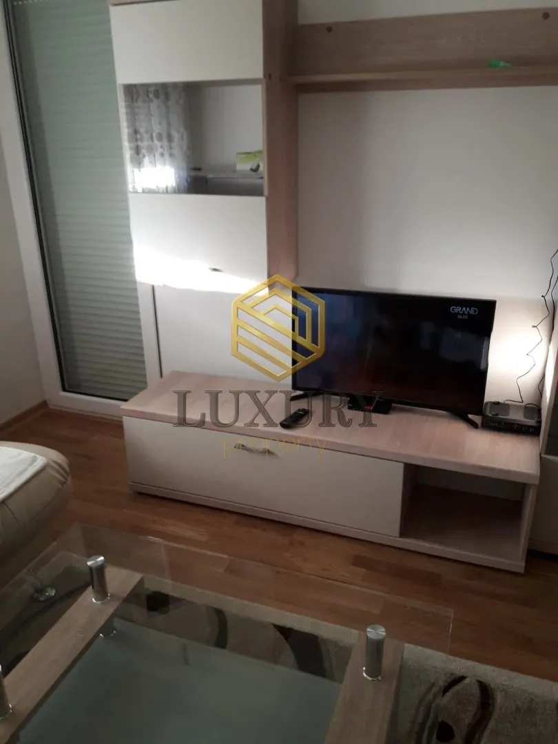 Rent, one bedroom apartment, 37m², Stari Aerodrom, Podgorica