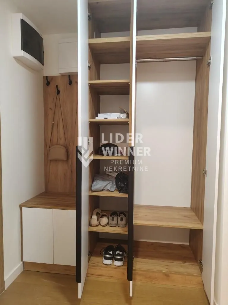 Izdavanje, dvosoban stan, 52m², Autokomanda, Voždovac Sve Podlokacije