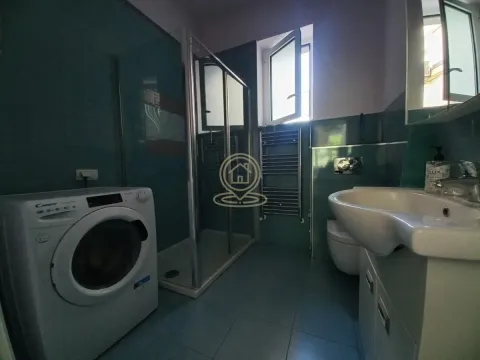 Izdavanje, trosoban stan, 70m², Stari Grad, Beograd - image 9