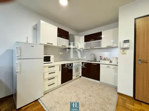 Rent, one bedroom apartment, 50m², Tološi, Podgorica - image 6