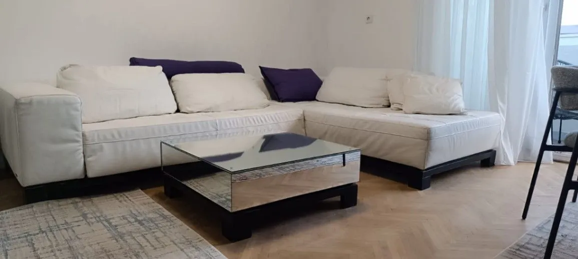 Izdavanje, dvosoban stan, 70m², Preko Morače, Podgorica
