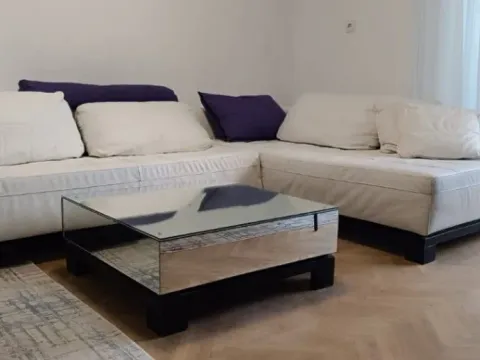 Izdavanje, dvosoban stan, 70m², Preko Morače, Podgorica - image 10