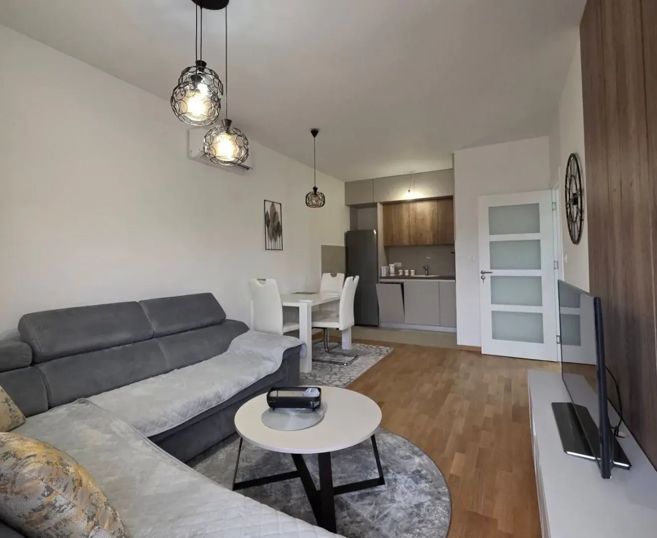Prodaja, jednosoban stan, 44m², Pobrežje, Podgorica