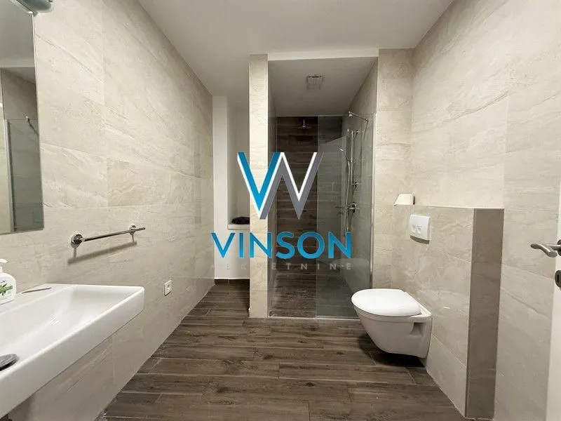 Prodaja, četvorosoban stan, 125m², Bulevar Oslobodjenja, Novi Sad Sve Podlokacije