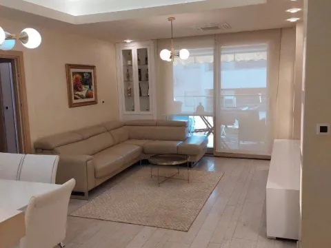 Sale, two bedroom apartment, 80m², Budva, Crna Gora - image 2