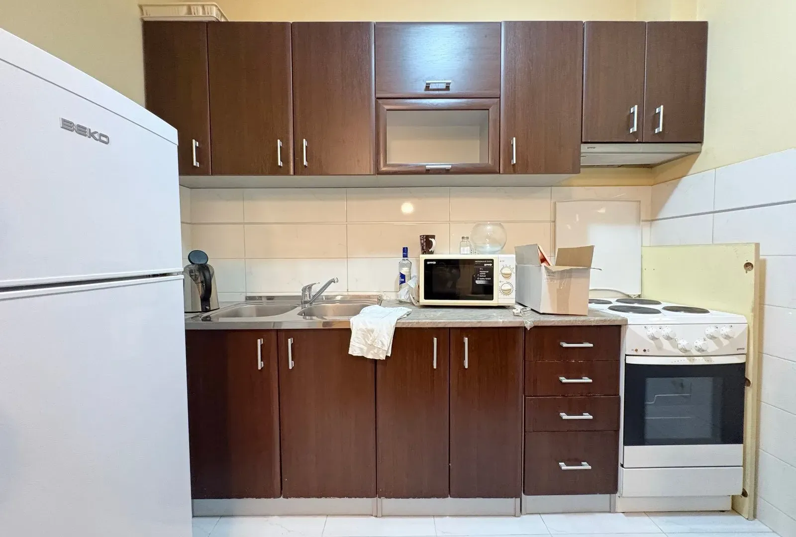 Rent, hospitality venue, 42m², Stari Aerodrom, Podgorica