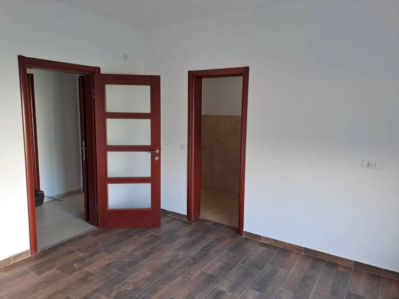 Sale, house, 300m², Centar, Bar