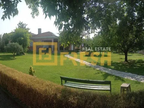 Sale, house, 423m², Donja Gorica, Podgorica