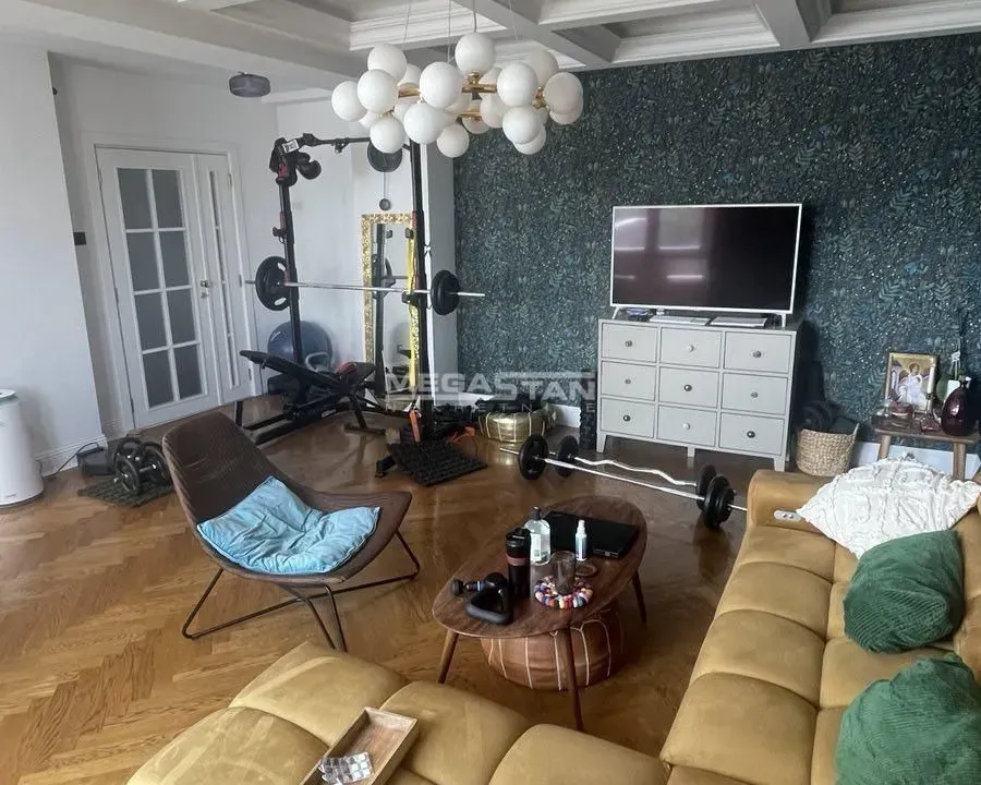 Prodaja, stan, 116m², Dušanovac, Voždovac Sve Podlokacije