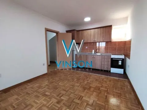 Izdavanje, četvorosoban stan, 90m², Adamovićevo Naselje, Novi Sad Sve Podlokacije - image 3