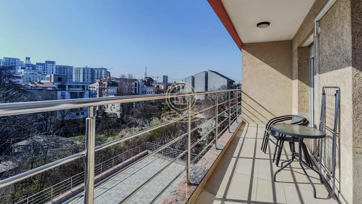 Izdavanje, dvosoban stan, 64m², Savski Venac, Beograd