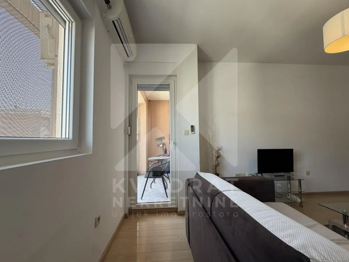 Rent, one bedroom apartment, 48m², City Kvart, Podgorica