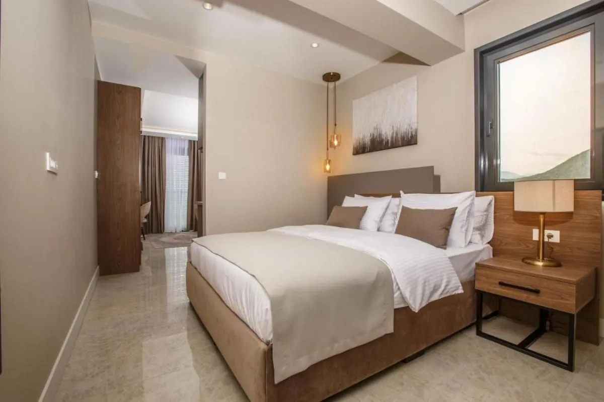 Prodaja, garsonjera, 35m², Tivat, Crna Gora