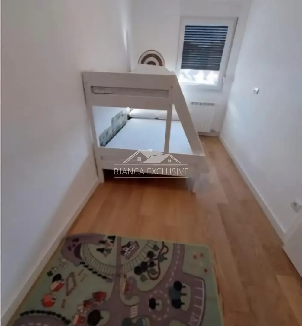 Prodaja, trosoban stan, 63m², Neimar, Vračar Sve Podlokacije