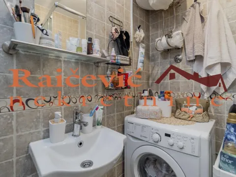 Izdavanje, jednosoban stan, 31m², Zvezdara Sve Podlokacije, Beograd - image 10