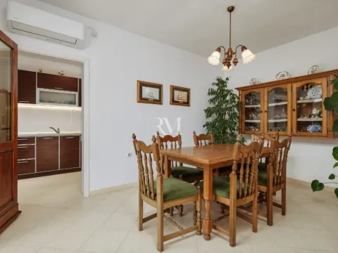 Rent, house, 70m², Kavač, Kotor - image 13