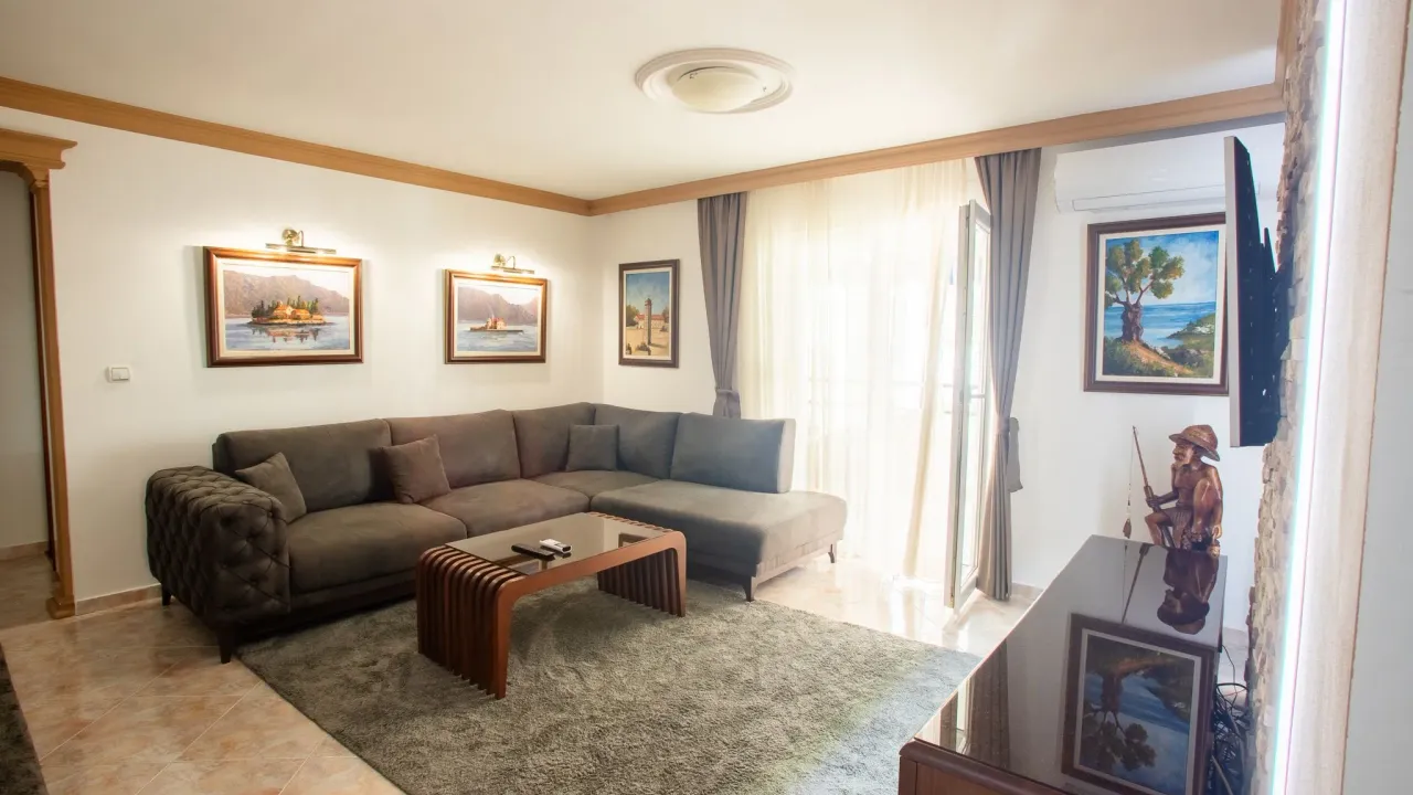 Sale, two bedroom apartment, 72m², Centar, Budva