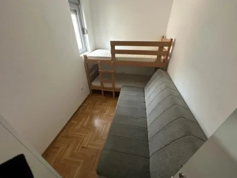 Izdavanje, jednosoban stan, 38m², Lazi, Budva - image 11