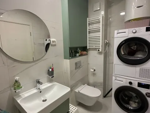 Izdavanje, dvosoban stan, 70m², Central Point, Podgorica - image 14