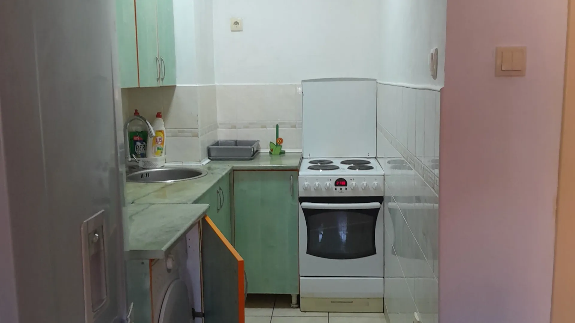Izdavanje, dvosoban stan, 38m², Novi Sad Sve Podlokacije, Novi Sad