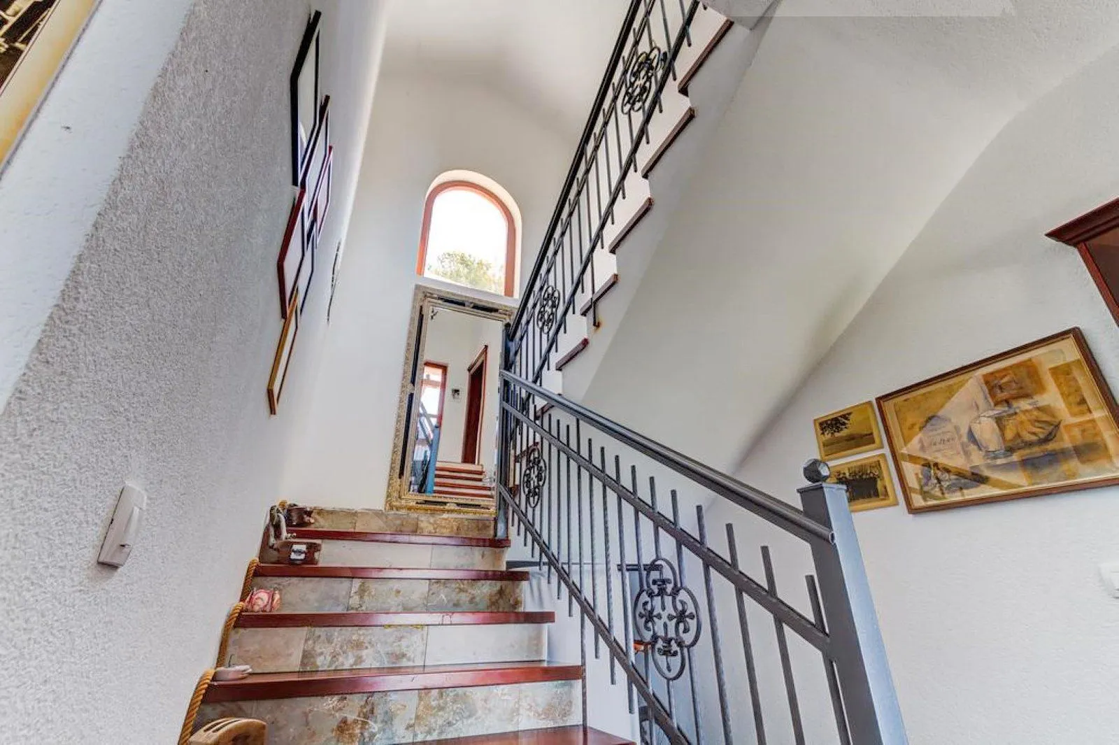 Sale, house, 210m², Zagora, Kotor