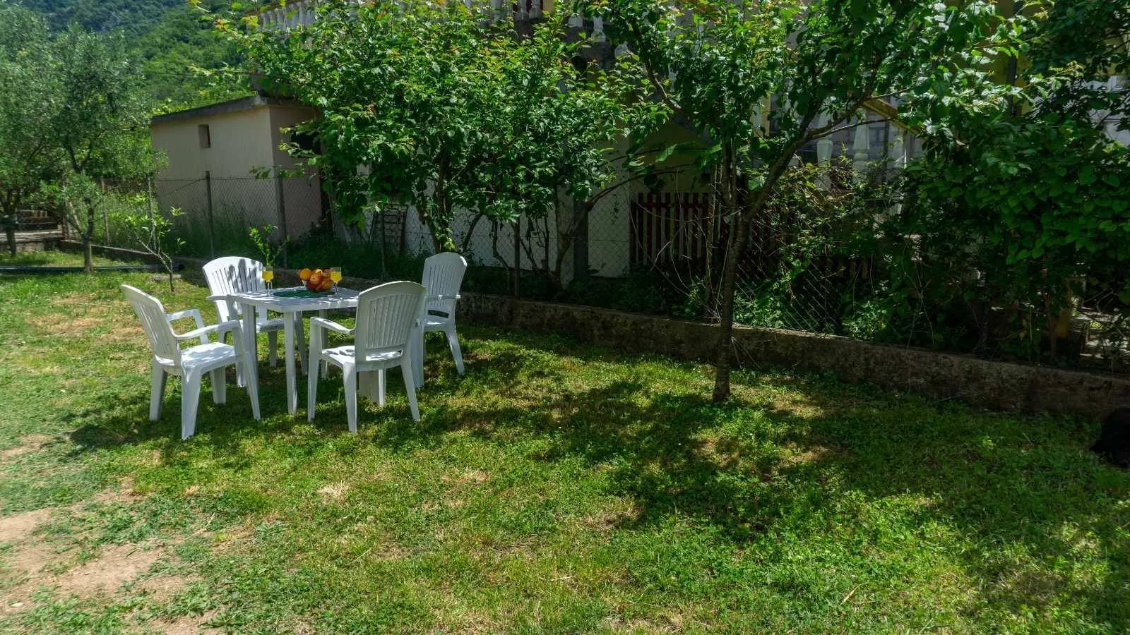 Prodaja, kuća, 700m², Lastva Grbaljska, Kotor