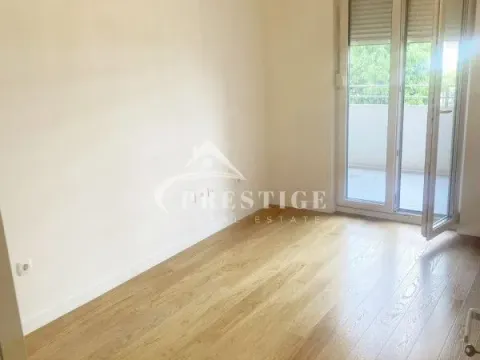 Izdavanje, jednosoban stan, 53m², Central Point, Podgorica - image 2