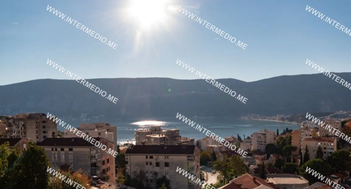 Prodaja, jednosoban stan, 49m², Topla, Herceg Novi
