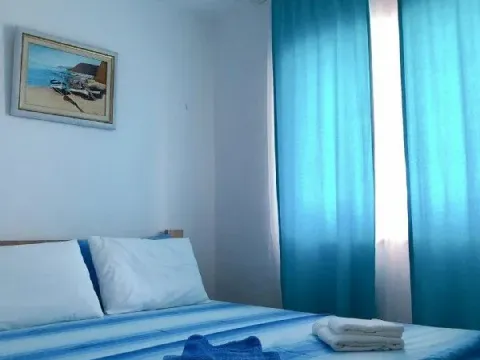 Izdavanje, jednosoban stan, 38m², Đenovići, Herceg Novi - image 5